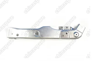 Кронштейн фары Правый Changan CS35