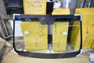 Стекло лобовое (С антенной) JAC S5 Eagle