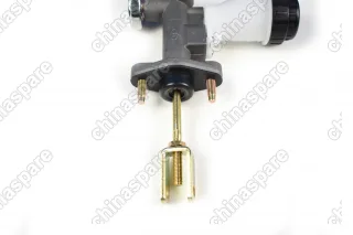 Цилиндр сцепления главный с бачком Great Wall Hover H5 (Дизель)