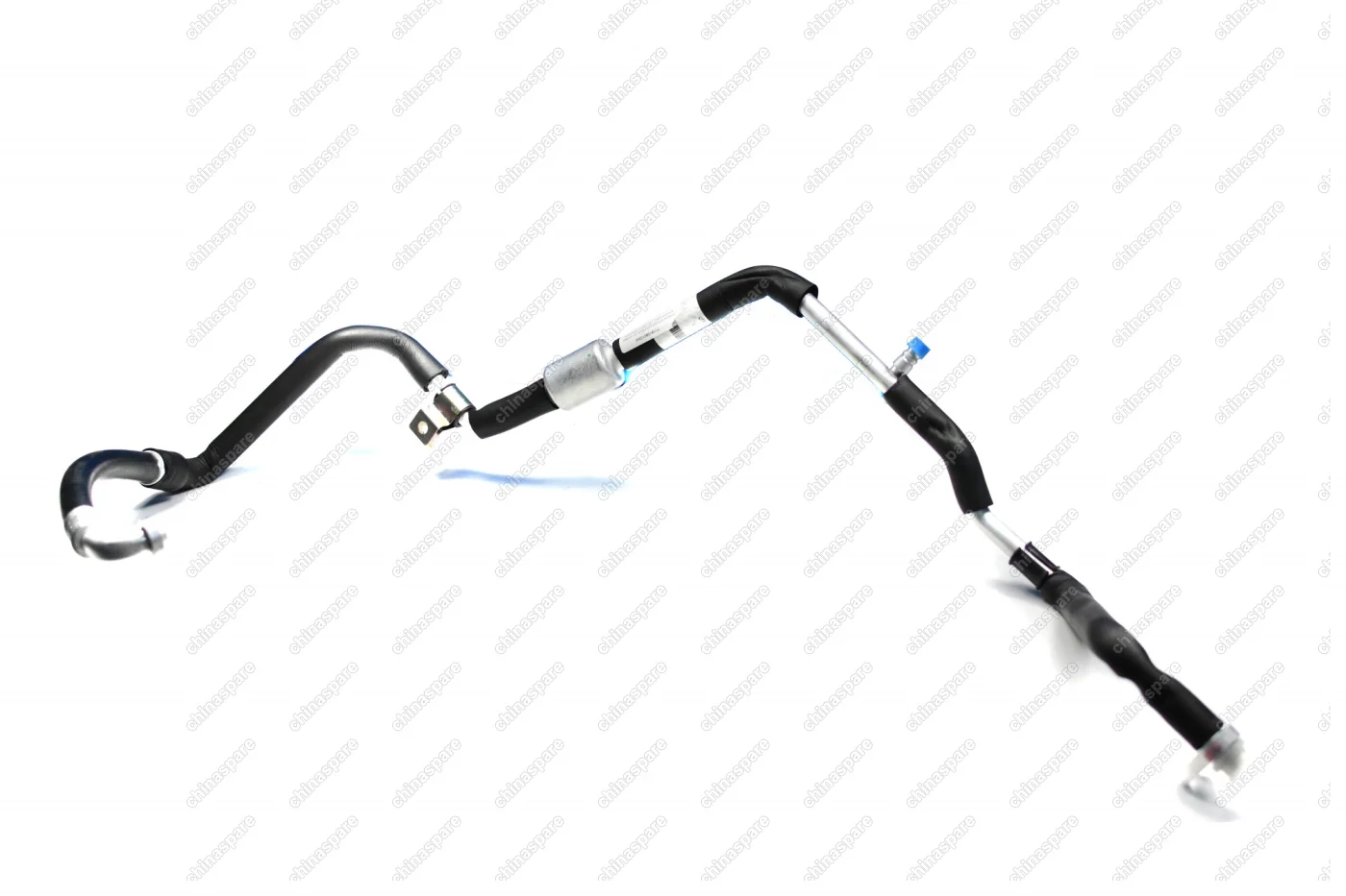 Патрубок кондиционера (от испарителя к компрессору) Chery Tiggo 1.6/1.8/2.0T