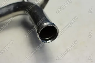 Патрубок водяной отводящий водяного насоса Great Wall Hover H3, H5, Wingle