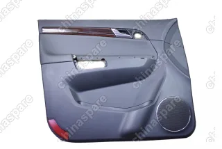 Обшивка двери передней левой Opel Antara