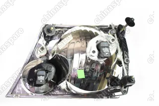 Фара головного света правая (Механический корректор) Ford Explorer 02-05
