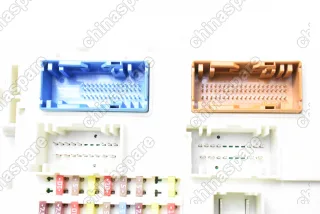 Блок предохранителей салонный Ford Focus 2011-