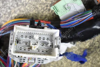 Проводка моторного отсека Ford Ranger