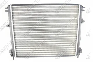 Радиатор охлаждения двигателя с кондиционером без А/С Renault Logan, Sandero 1.4/1.6 08- / Renault Duster 1.6/2.0