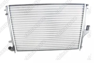 Радиатор охлаждения двигателя с кондиционером Renault Logan, Sandero 1.4/1.6 08- / Renault Duster 1.6/2.0