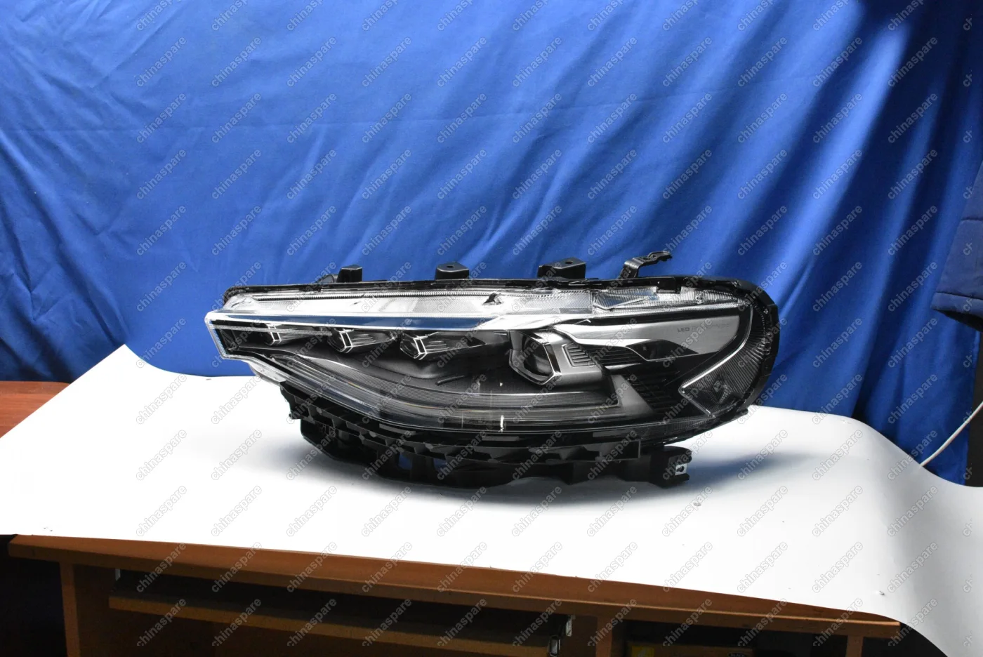 Фара передняя левая (диодная) Haval F7