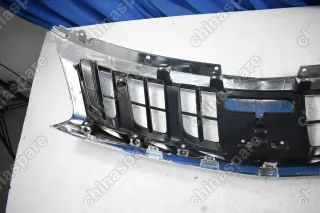 Решетка радиатора Mitsubishi L200 2015-2019