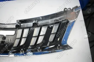 Решетка радиатора Mitsubishi L200 2015-2019