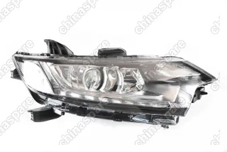 Фара правая Mitsubishi Outlander 15- (ГАЛОГЕН+ДХО LED)