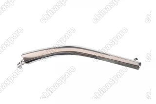 Молдинг переднего бампера правый Mitsubishi Outlander 2015-