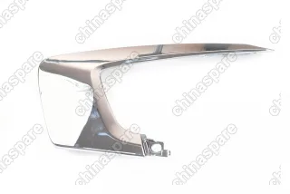 Накладка переднего бампера верхняя левая Mitsubishi ASX 2016-