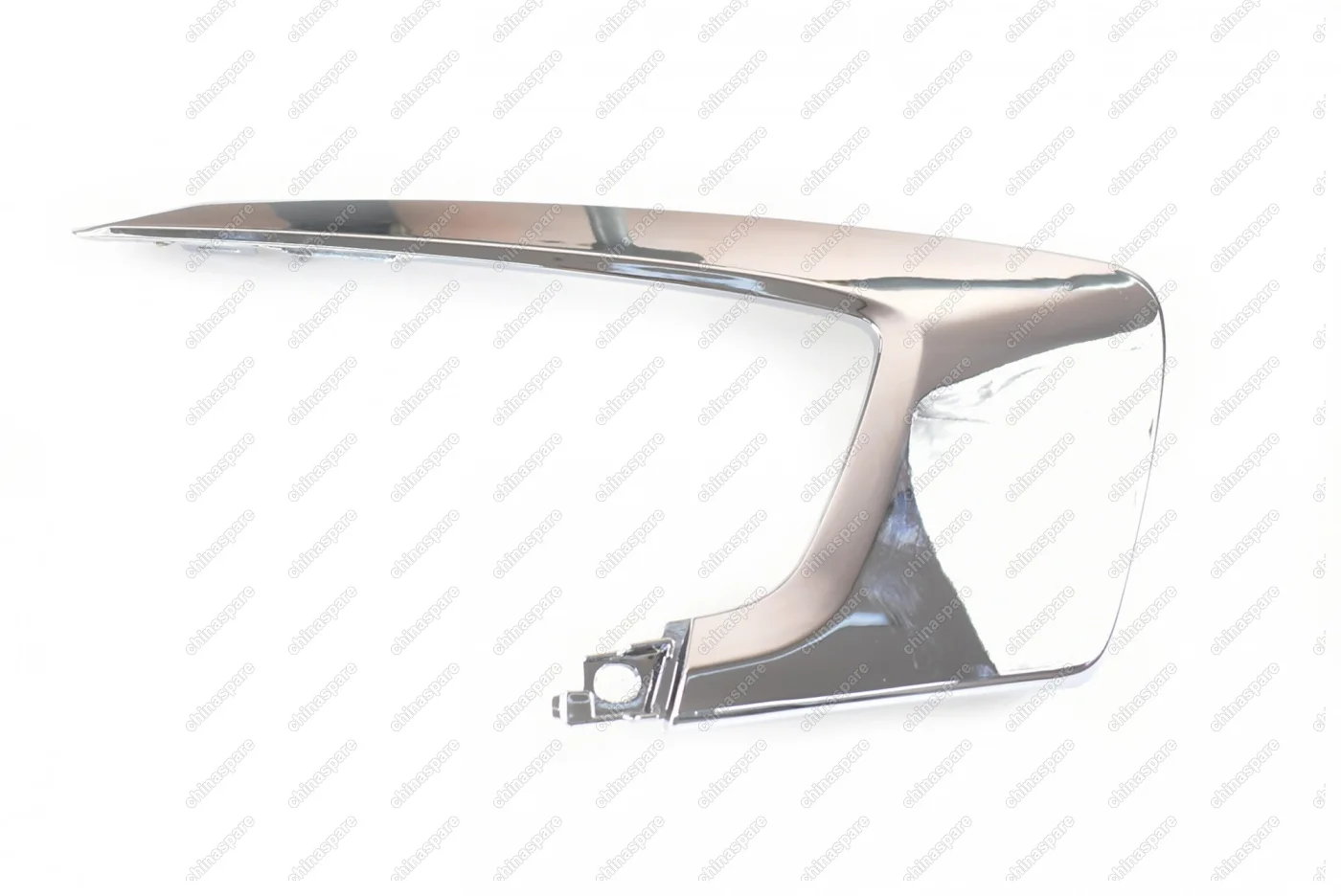 Накладка переднего бампера верхняя правая Mitsubishi ASX 2016-