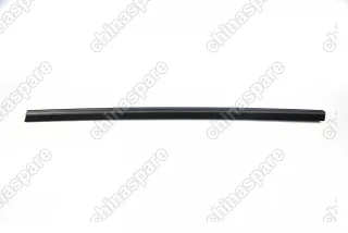 Накладка стекла переднего левого Ford C-Max 2003-2010