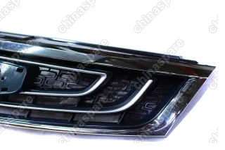 Решетка радиатора Geely Atlas