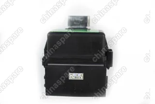 Клемма плюсовая с предохранителями в сборе Chery Amulet