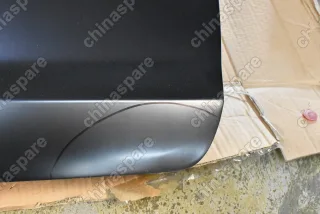 Дверь передняя правая Ford Focus II (sed/HB) 2005-2008 / 1530169 (Уценка)