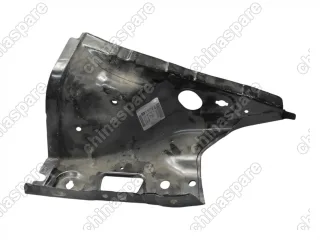 Панель передней колесной арки правая Opel Astra H (Уценка) / 6110150