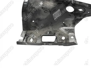 Панель передней колесной арки правая Opel Astra H (Уценка) / 6110150