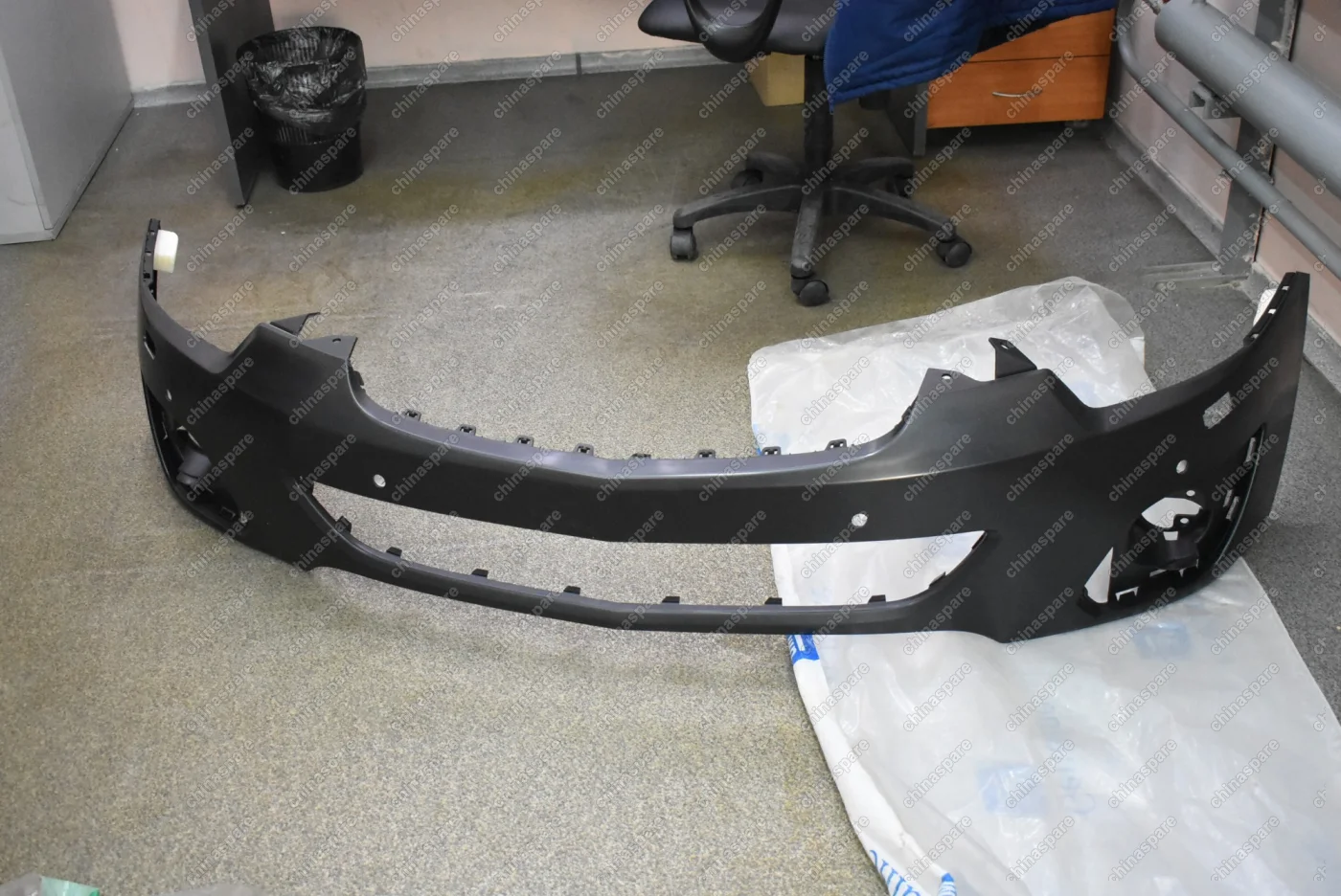 Бампер передний Opel Antara 2007-