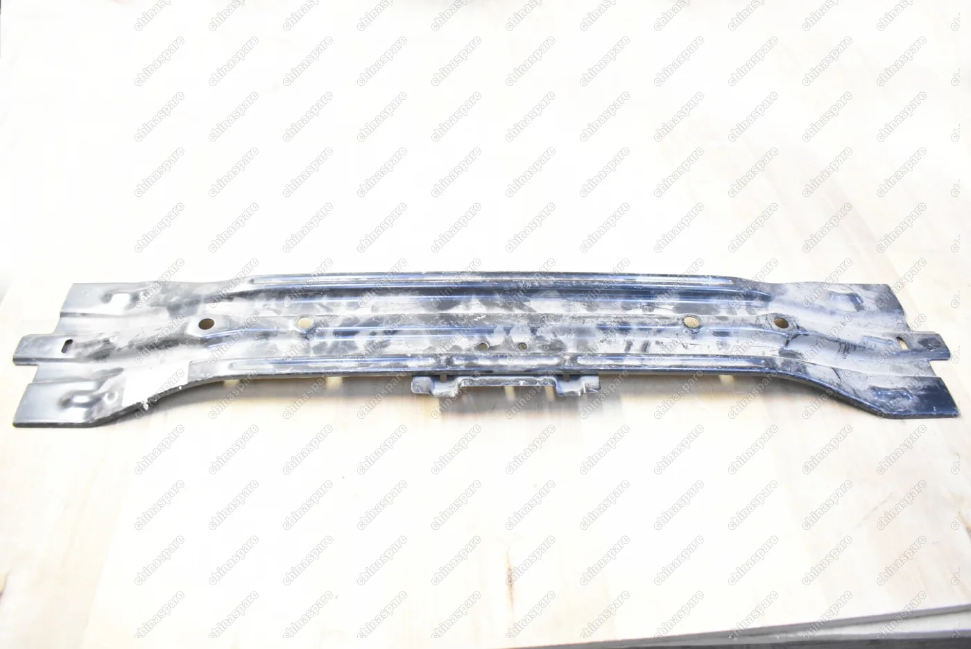 Поперечина крыши Chevrolet Cruze (средняя. широкая)