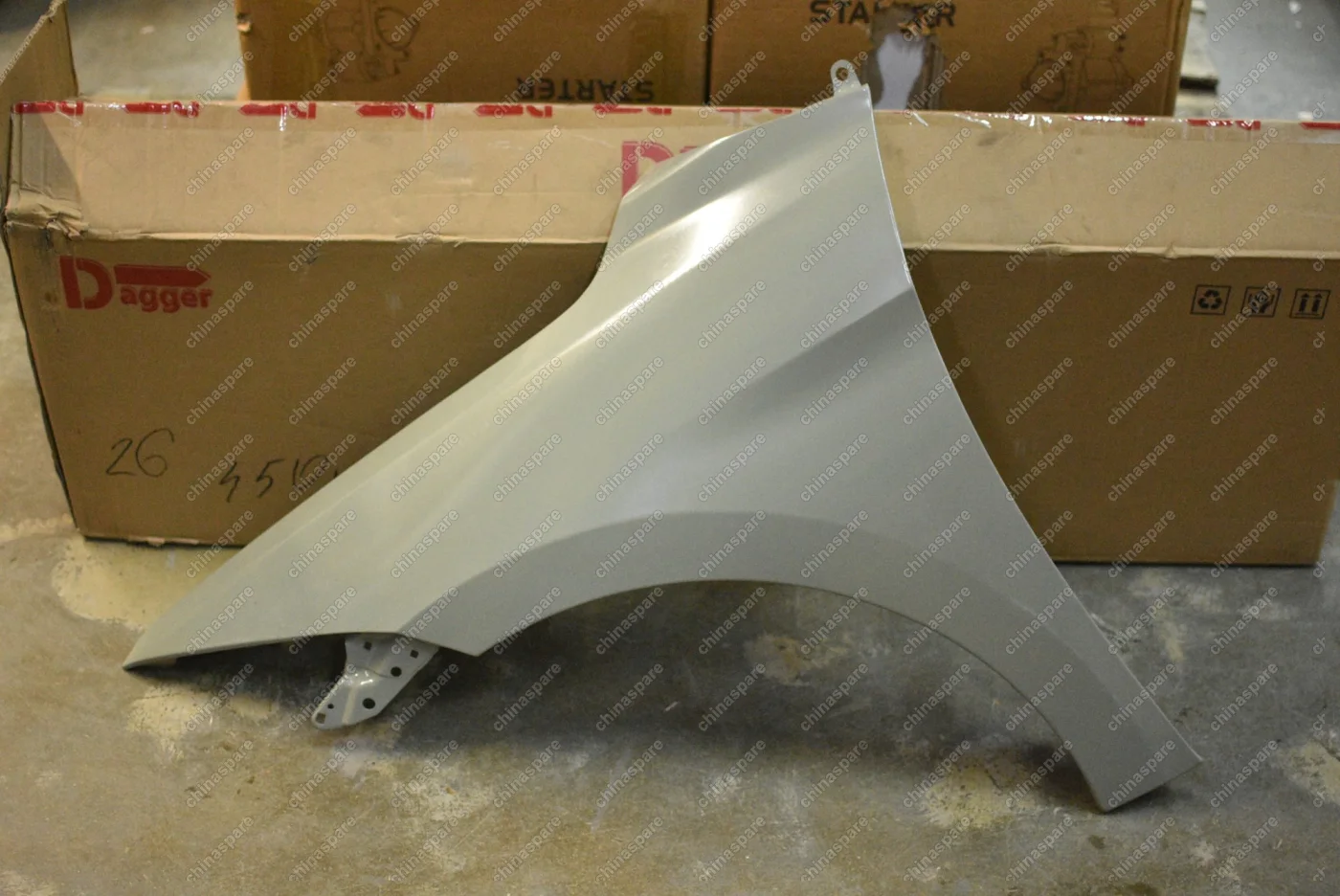 Крыло переднее левое Hyundai Elantra 2015-2018