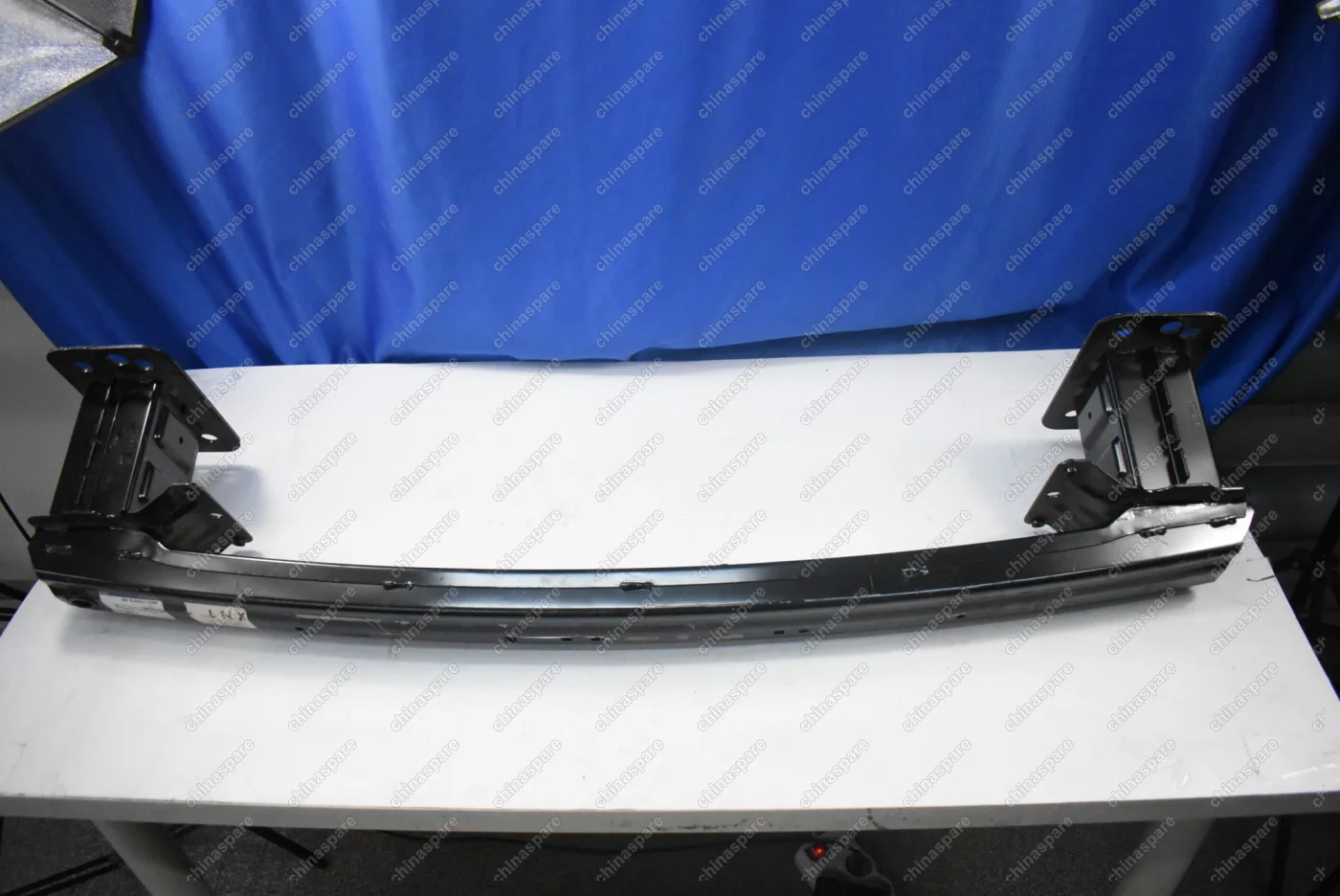 Усилитель переднего бампера Ford Fusion 2002-2012