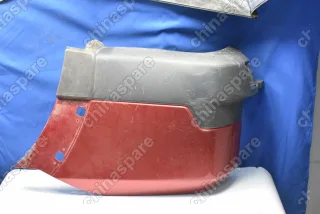 Накладка заднего бампера правая (красная) Mitsubishi Pajero IV (уценка)