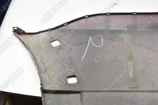 Накладка заднего бампера правая (красная) Mitsubishi Pajero IV (уценка)