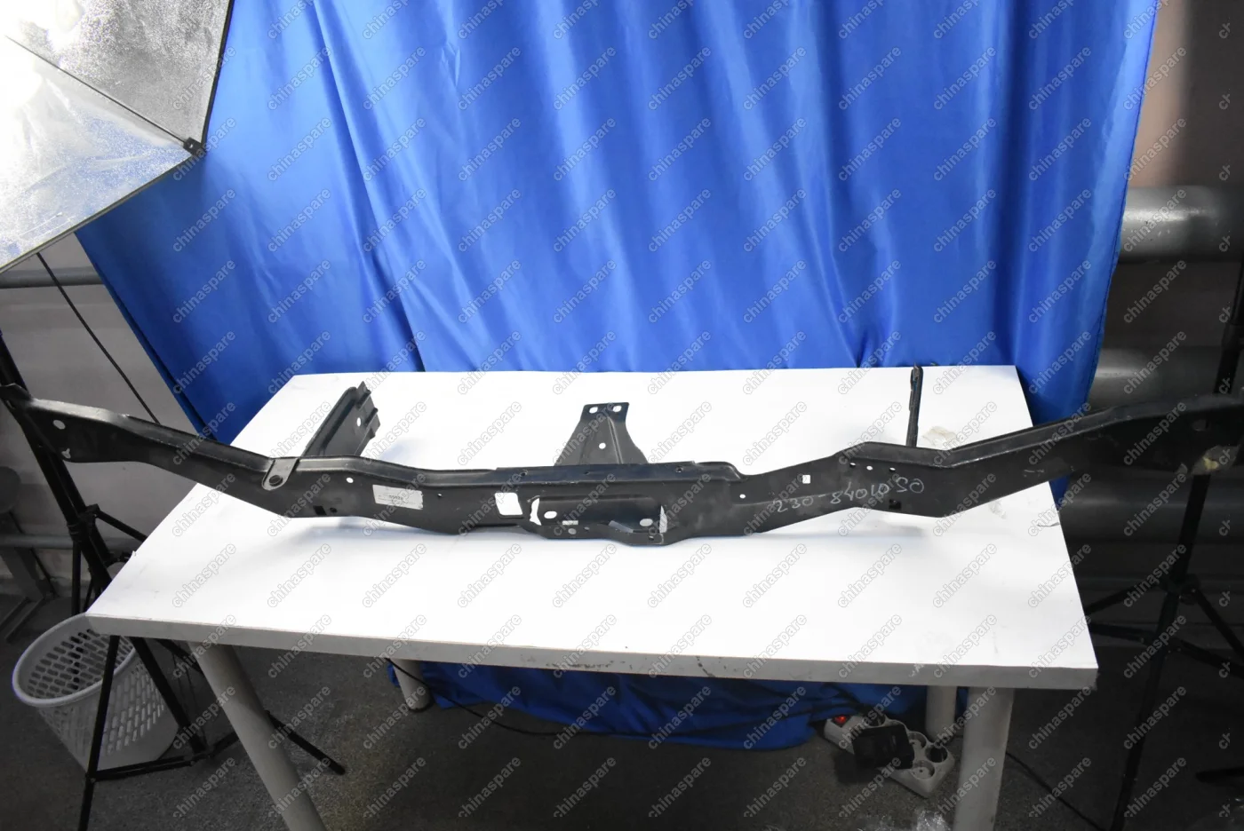 Рамка радиатора LADA Niva II ВАЗ-2123