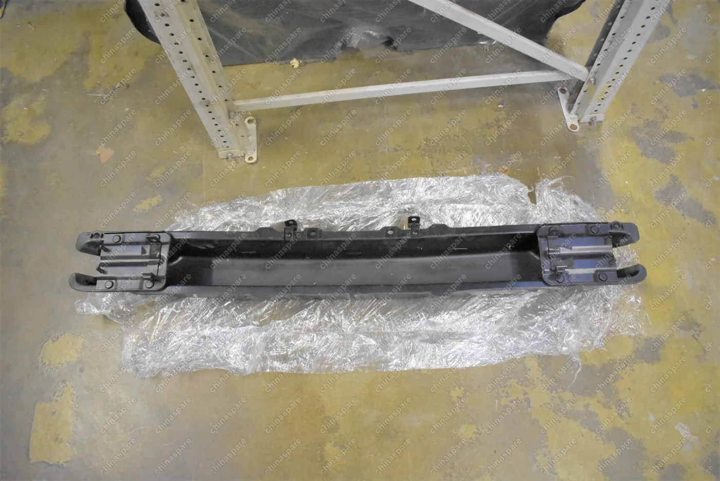 Усилитель переднего бампера Chevrolet Lacetti 2003-2013 / Daewoo Nubira 2003-2007