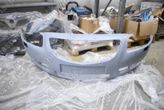 Бампер передний Opel Insignia A 2008-2013 (с омывателями фар, без парктроника, уценка)