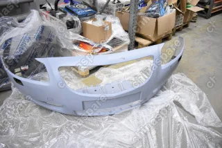 Бампер передний Opel Insignia A 2008-2013 (с омывателями фар, без парктроника, уценка)