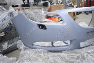 Бампер передний Opel Insignia A 2008-2013 (с омывателями фар, без парктроника, уценка)