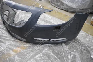 Бампер передний Opel Insignia A 08-13 (с омывателями фар, под парктроник, уценка)