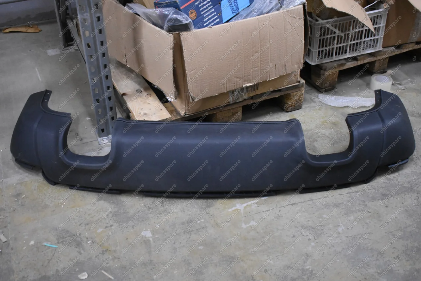 Юбка задняя Kia Sportage 2004-2010 (под две трубы) (уценка)