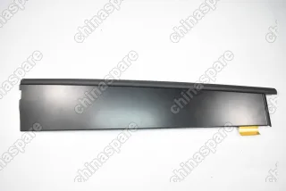 Накладка задней правой двери внешняя Land Rover Discovery IV 2009-2016