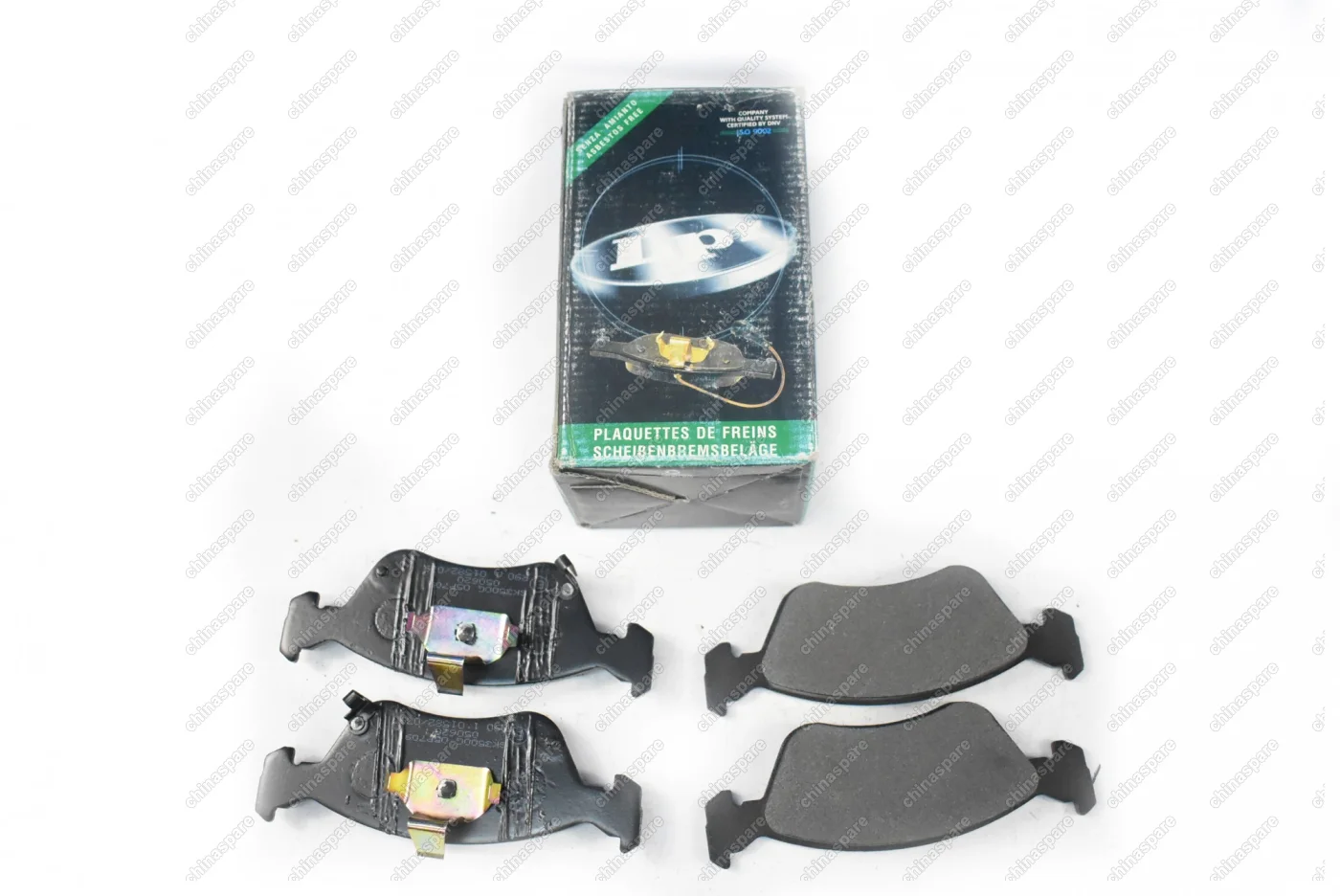 Колодки тормозные передние LPR Toyota Avensis 97-03