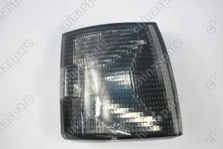 Указатель поворота передний правый Volkswagen Transporter T4 (тонированный)