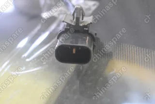 Стекло лобовое (обогрев щеток, датчик дождя, камера, датчик запотевания) Kia K9 (Kia Quoris) SED 15-18