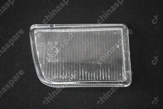 Стекло фары противотуманной левой Volkswagen Golf III