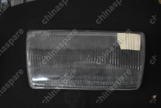 Стекло фары правой Volkswagen Jetta