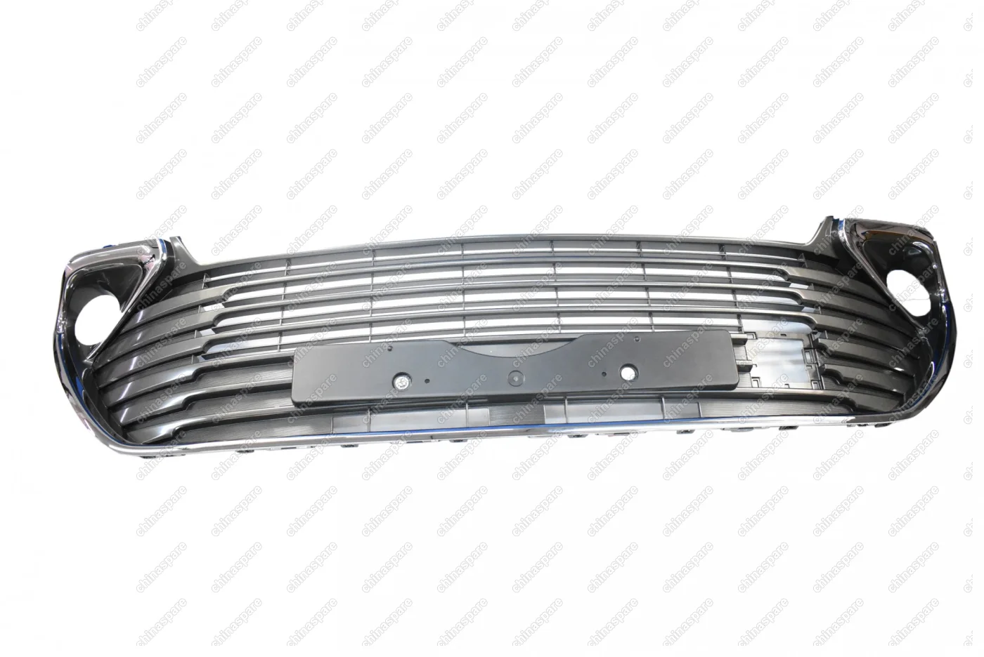 Решетка переднего бампера (хромированная накладка) Toyota Camry 2015-