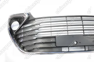 Решетка переднего бампера (хромированная накладка) Toyota Camry 2015-