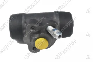 Цилиндр тормозной правый Toyota Carina E 92-97