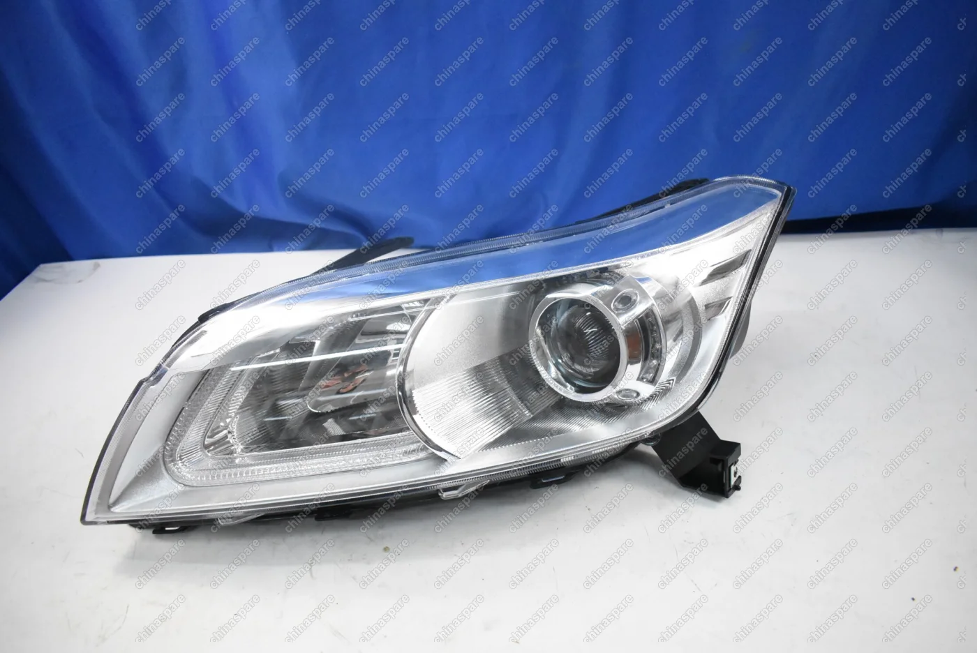 Фара головного света левая Lifan X60 (Без корректора)