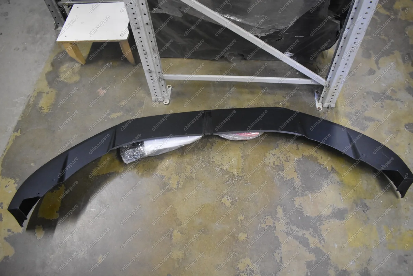 Накладка бампера передняя Volkswagen Jetta (11-) (обвес)