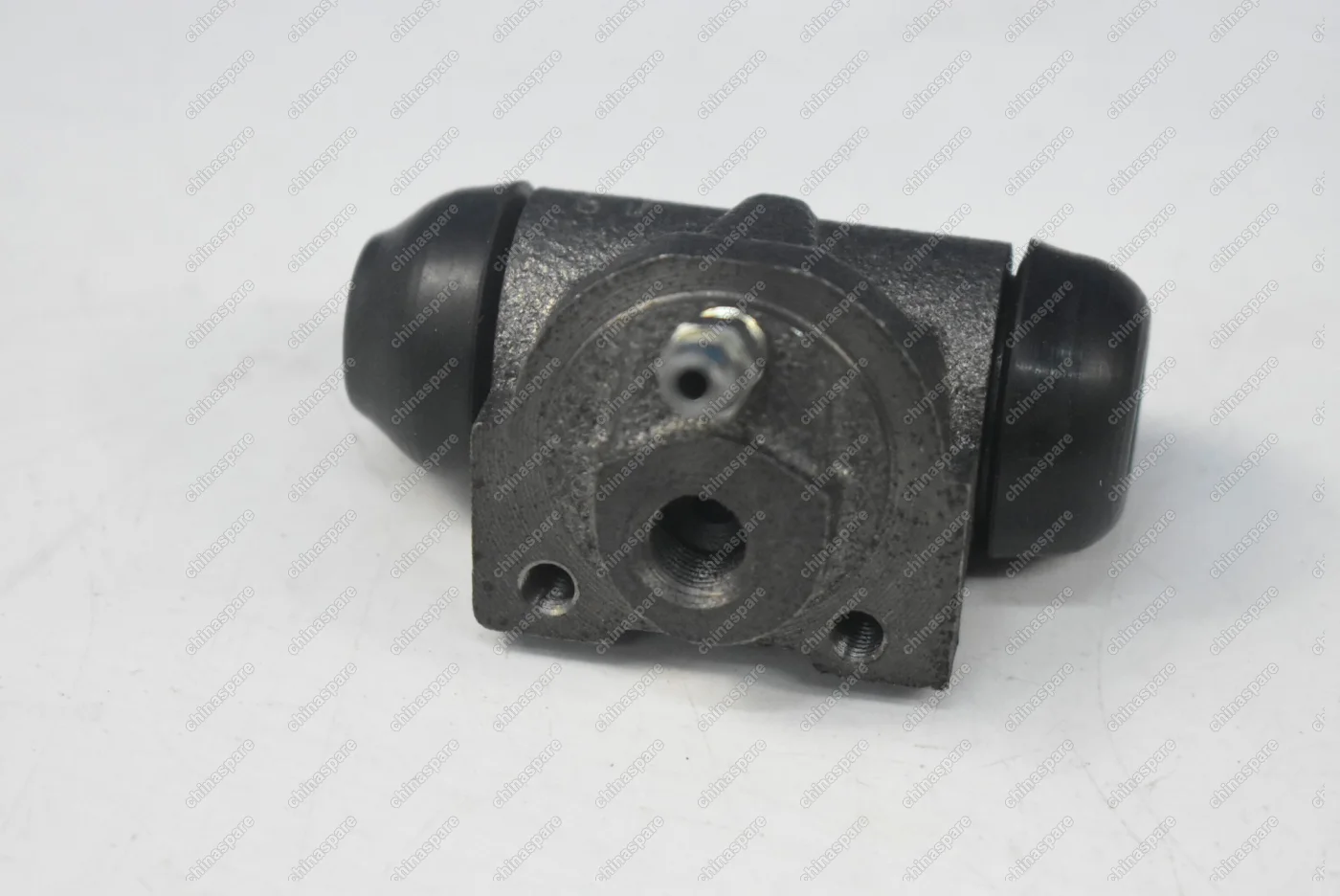 Цилиндр тормозной рабочий Mitsubishi Carisma 95-06, Carisma (седан) 96-06, Space Star 98-