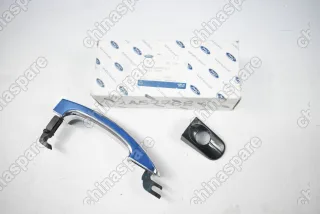 Ручка двери передняя правая (хром) Ford Focus II